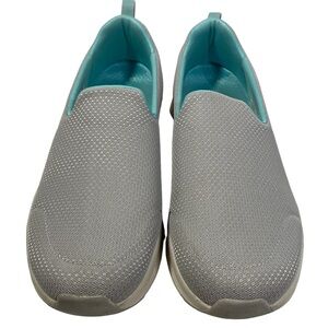 Skechers Women’s size 8